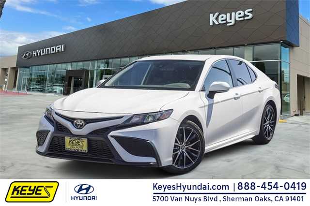 2023 Toyota Camry SE -
                Van Nuys, CA