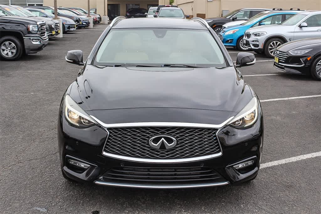 Thumbnail: 2017 INFINITI QX30 - 2