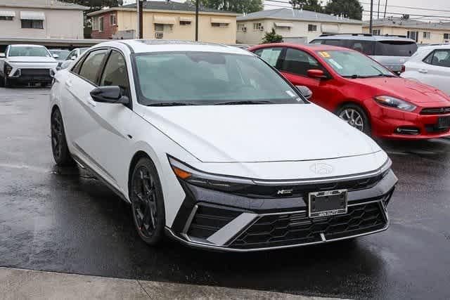 Thumbnail: 2025 Hyundai Elantra - 3