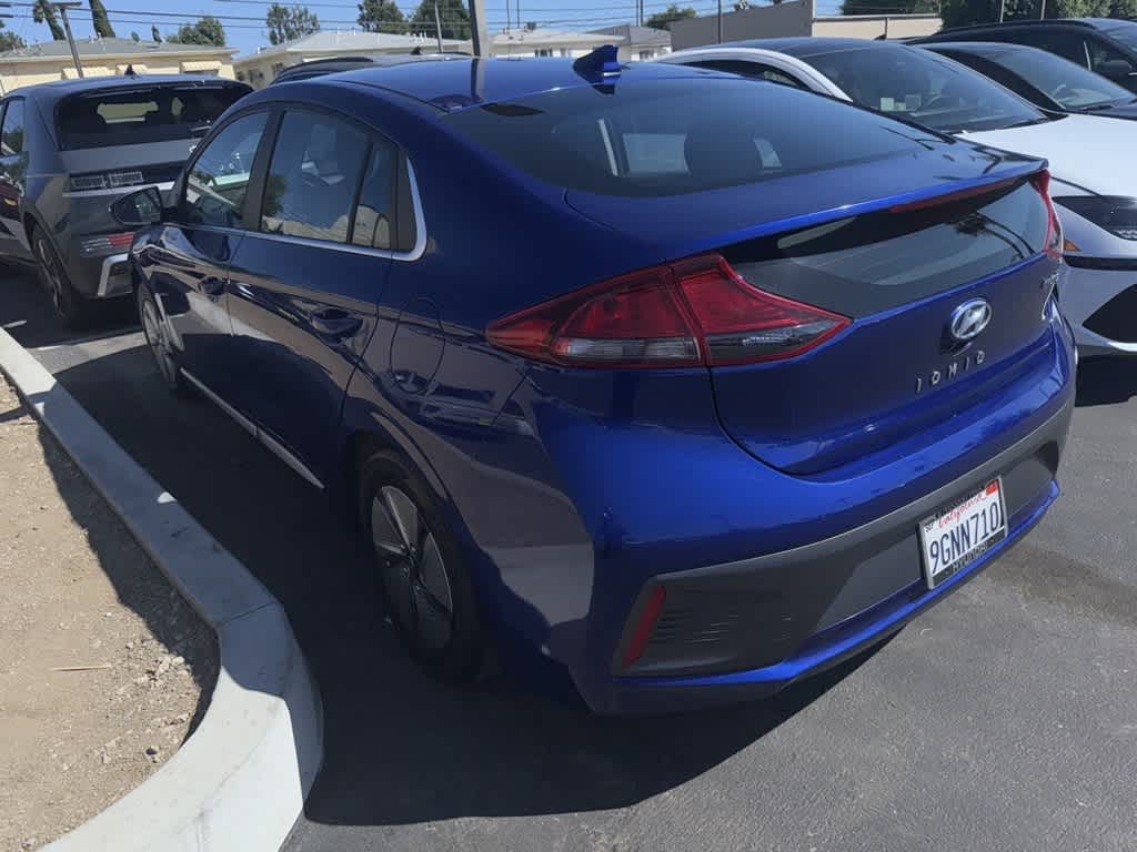 Thumbnail: 2022 Hyundai Ioniq - 10