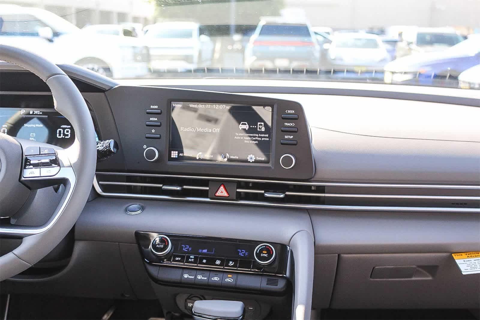 Thumbnail: 2026 Hyundai Elantra - 18