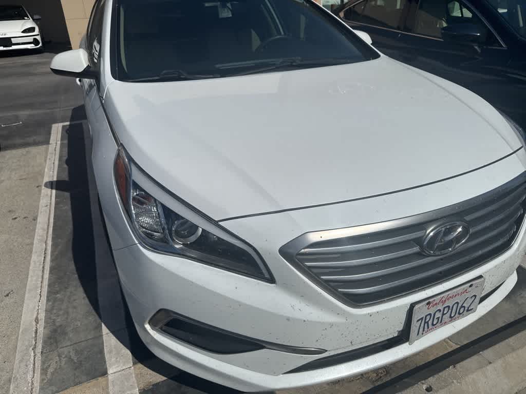 Thumbnail: 2016 Hyundai Sonata - 17