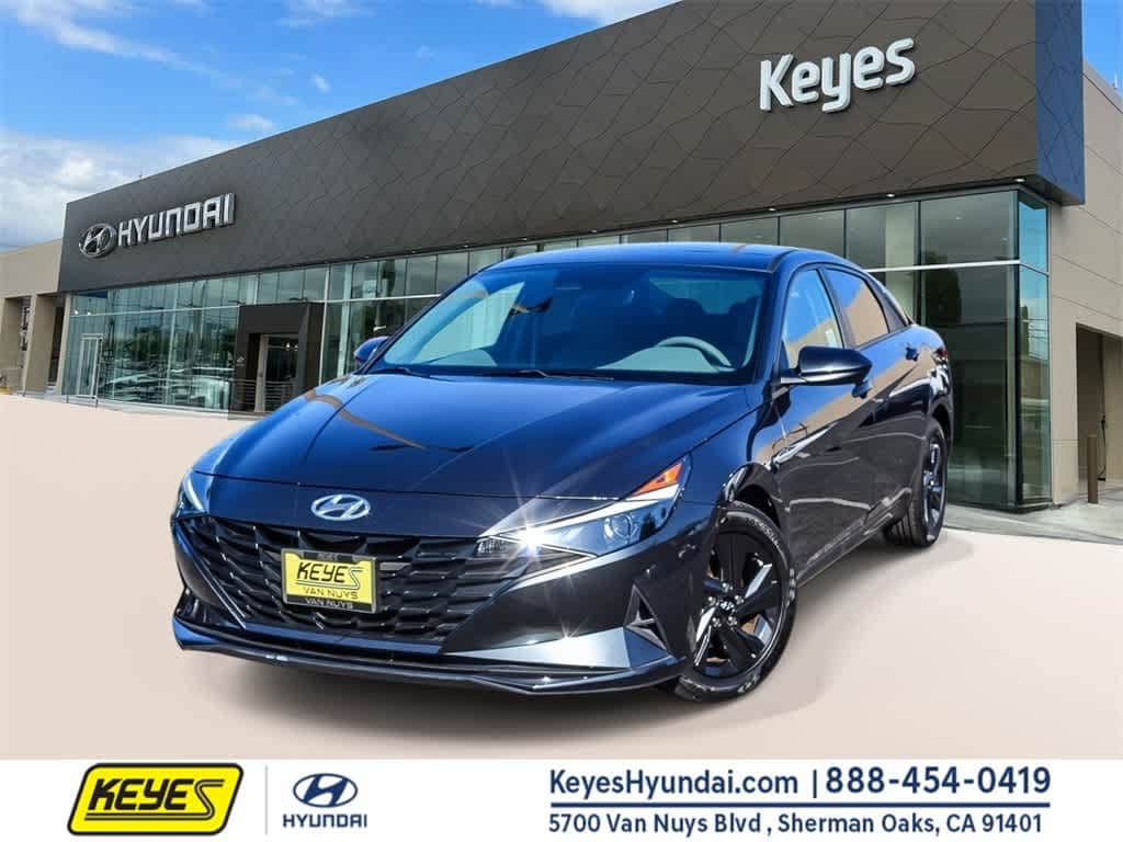 Used 2022 Hyundai Elantra SEL Sedan