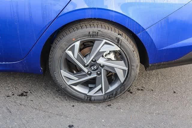 Thumbnail: 2025 Hyundai Elantra - 8