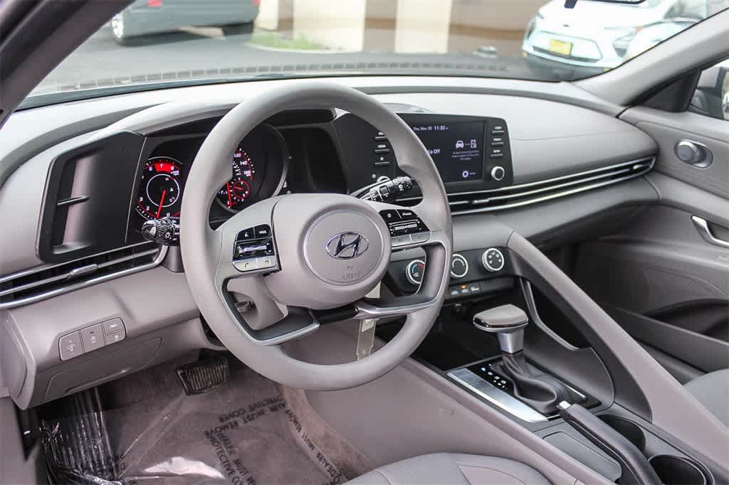 Thumbnail: 2023 Hyundai Elantra - 22