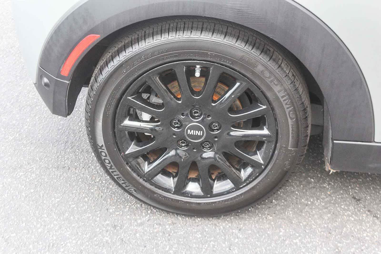 Thumbnail: 2017 MINI Cooper Hardtop - 12