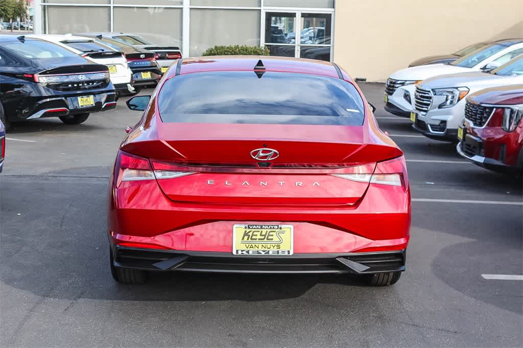 Thumbnail: 2023 Hyundai Elantra - 5