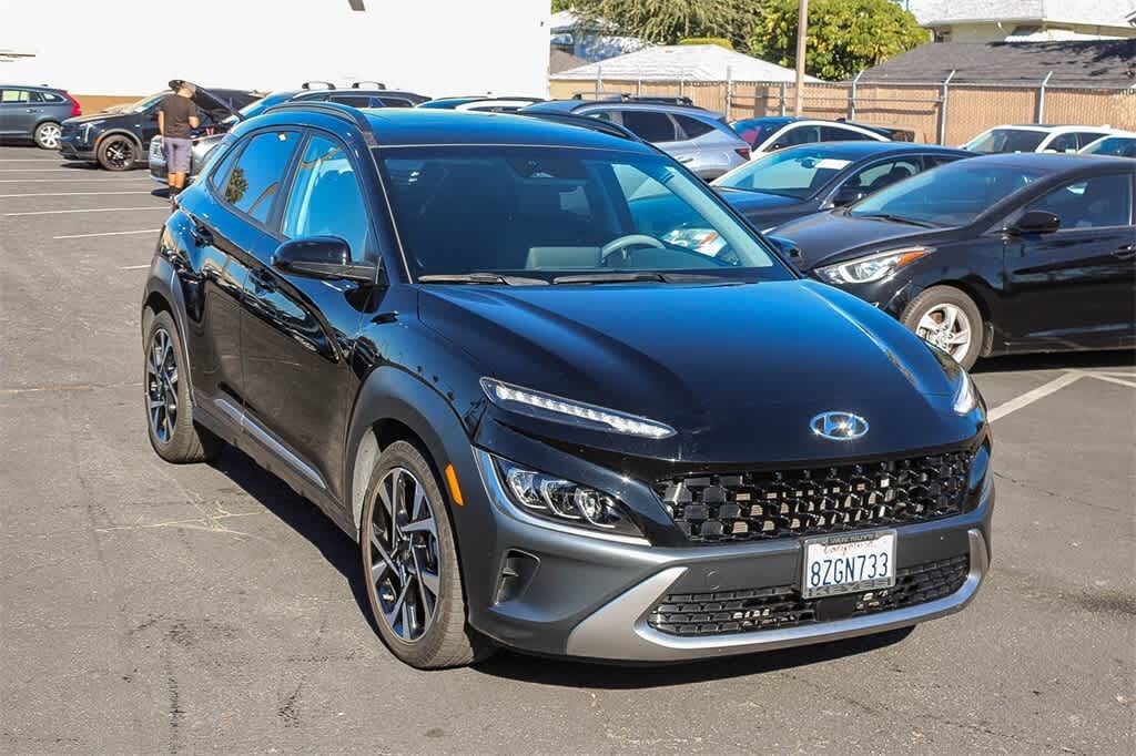 Used 2022 Hyundai Kona Limited SUV