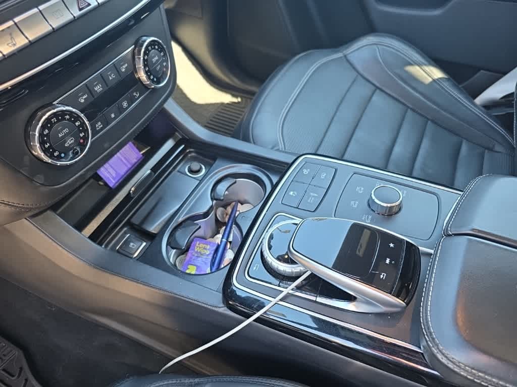 Thumbnail: 2018 Mercedes-Benz GL-Class - 19