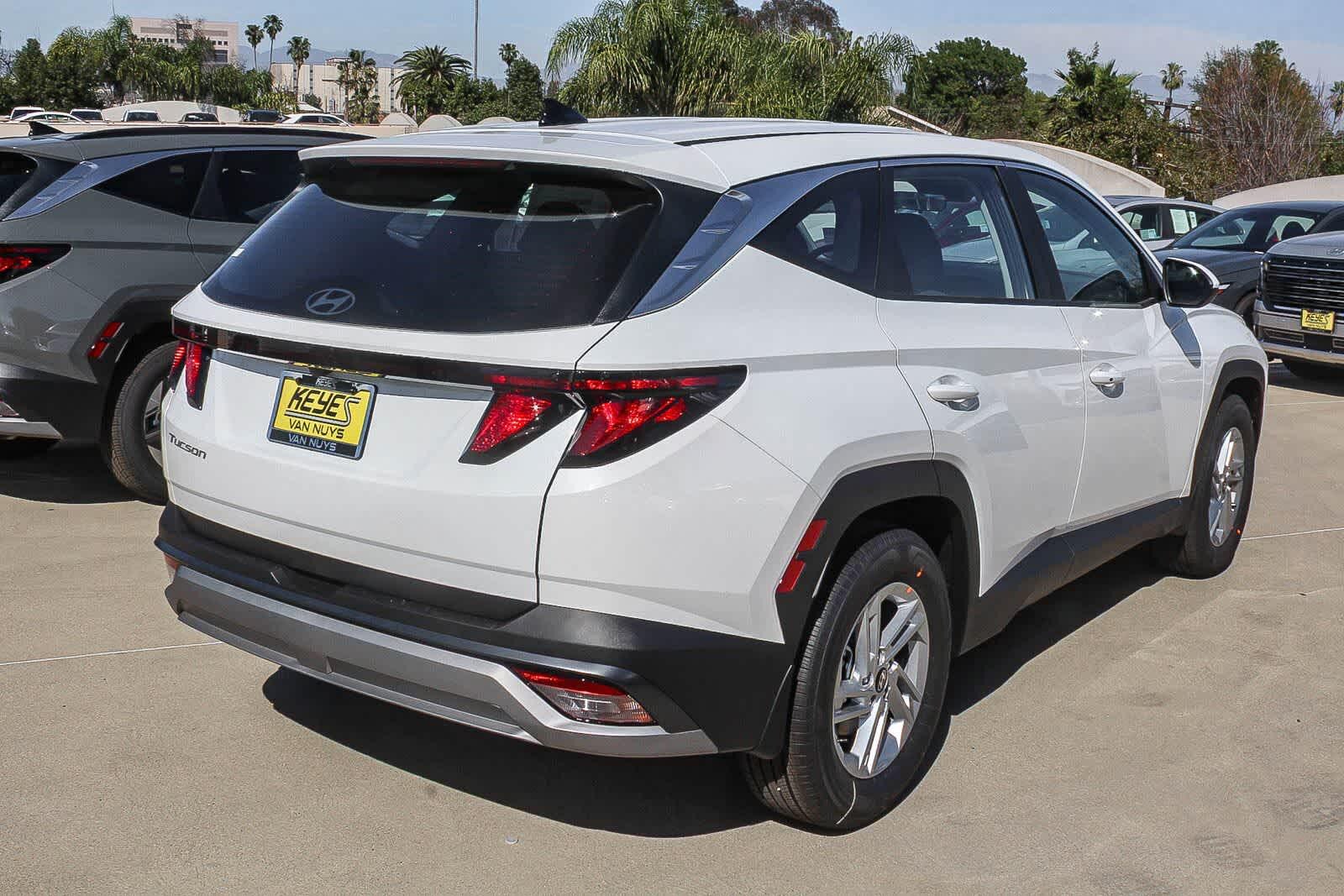 Thumbnail: 2026 Hyundai Tucson - 4