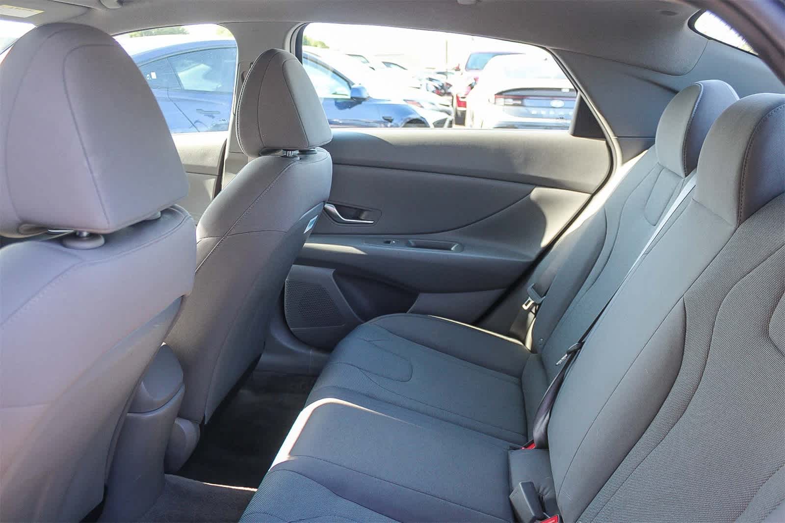 Thumbnail: 2023 Hyundai Elantra - 22