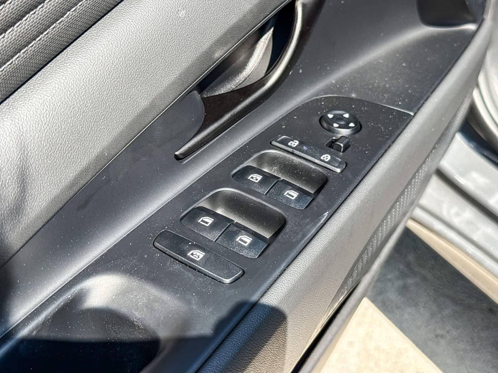 Thumbnail: 2025 Hyundai Elantra - 28