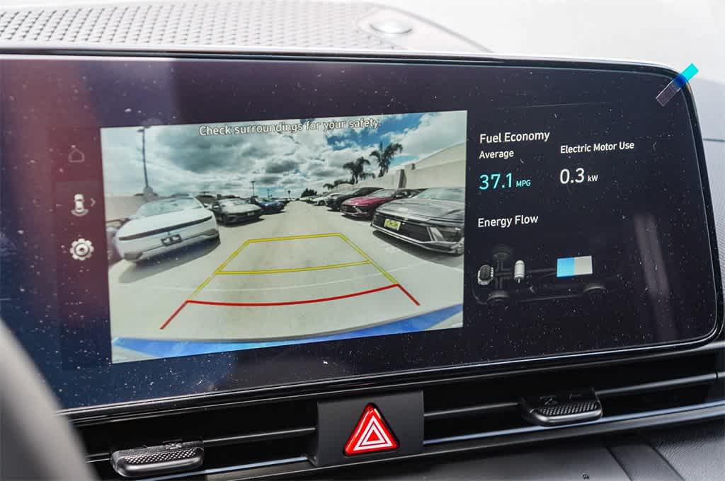 Thumbnail: 2025 Hyundai Elantra - 24