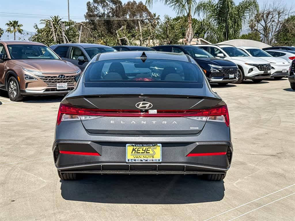 Thumbnail: 2025 Hyundai Elantra - 5
