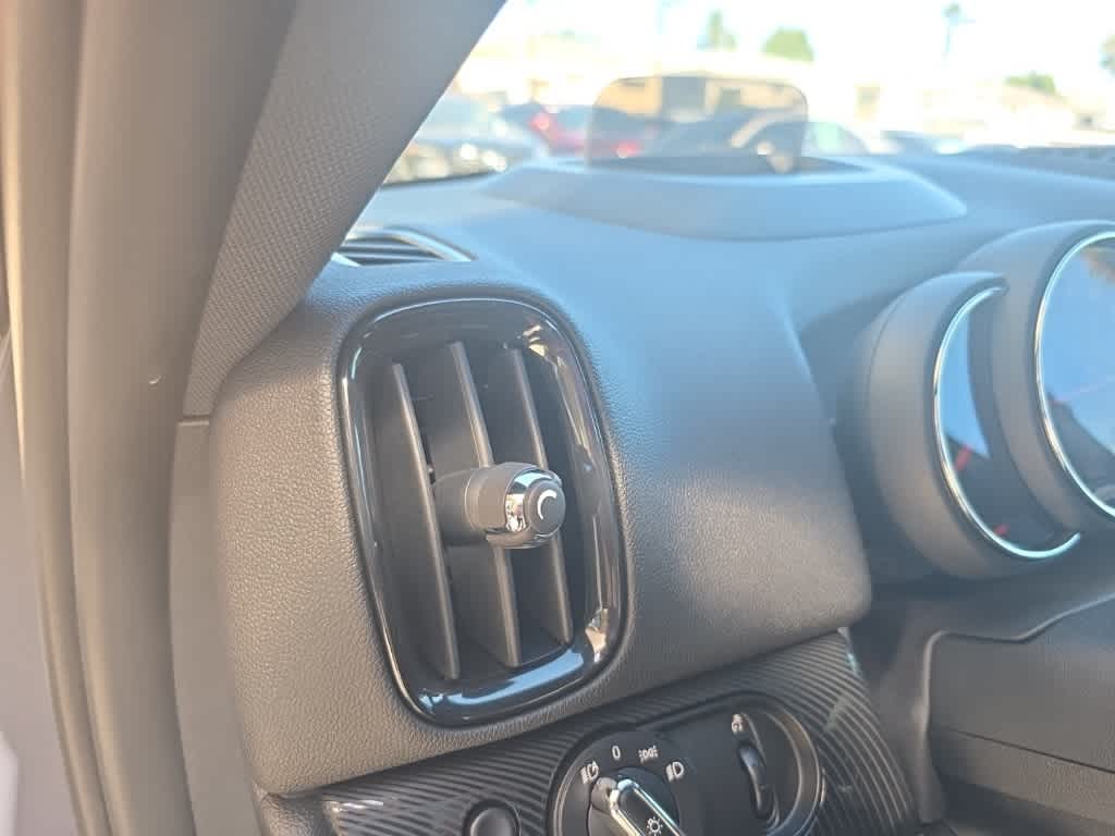Thumbnail: 2020 MINI Cooper Countryman - 35
