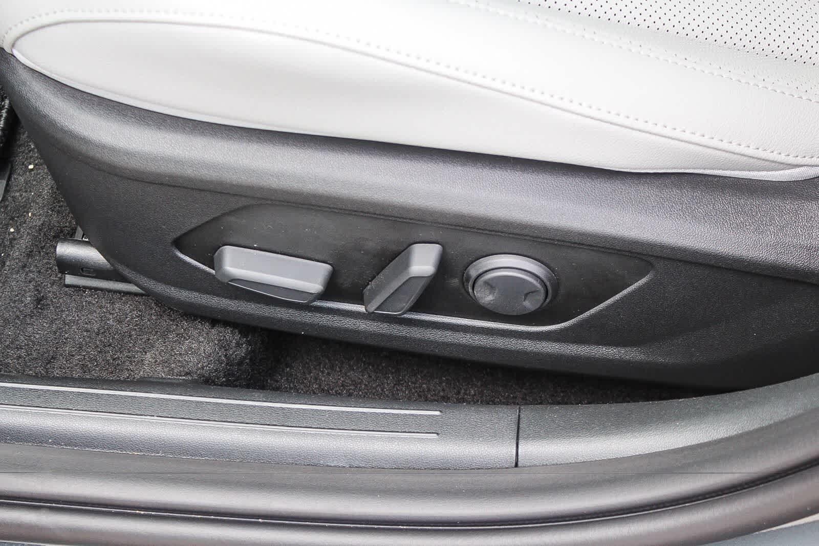 Thumbnail: 2026 Hyundai Elantra - 28