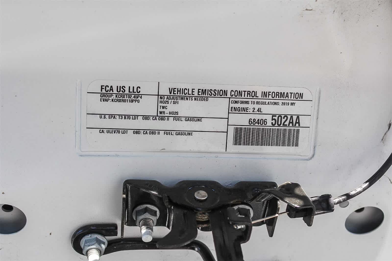 Thumbnail: 2019 Jeep Cherokee - 38