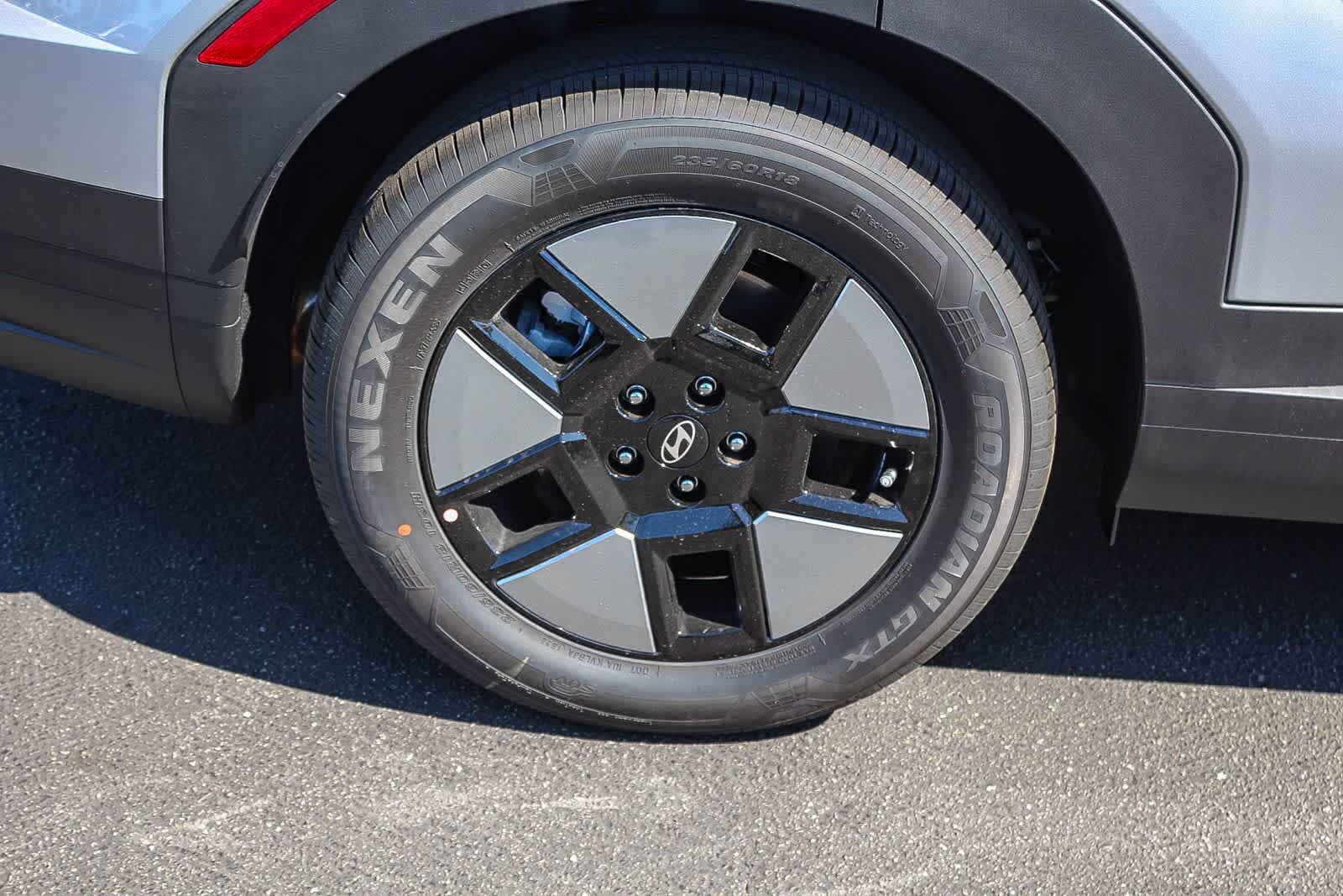 Thumbnail: 2026 Hyundai Santa Fe - 9