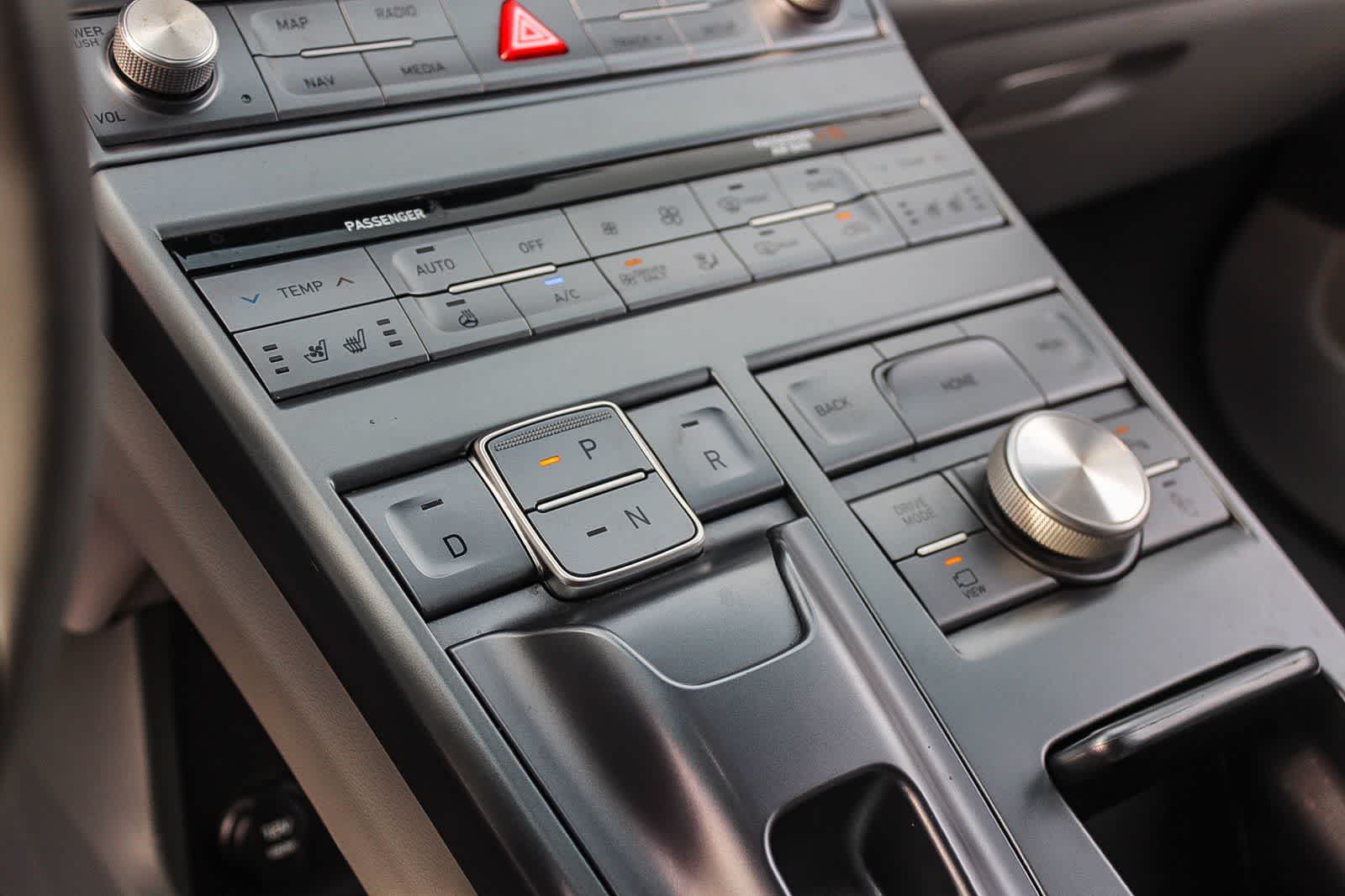 Thumbnail: 2022 Hyundai Nexo - 24