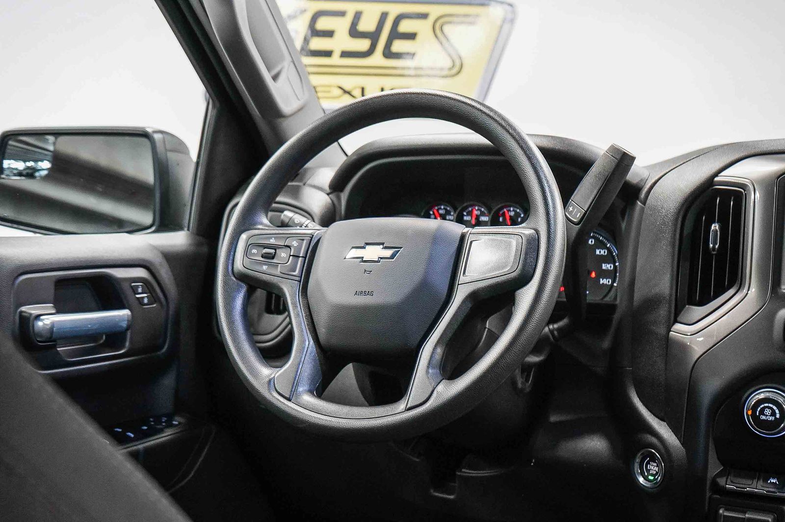 Thumbnail: 2026 Chevrolet Silverado 1500 - 15