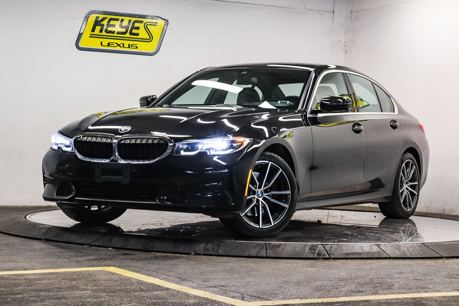 Thumbnail: 2019 BMW 3 Series - 1