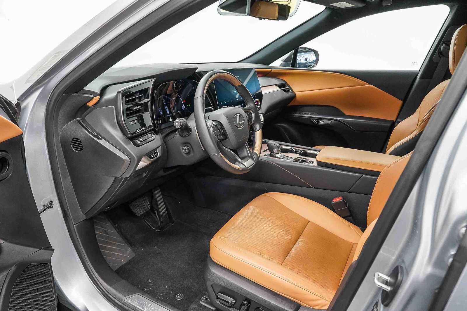 Thumbnail: 2023 Lexus RX - 18