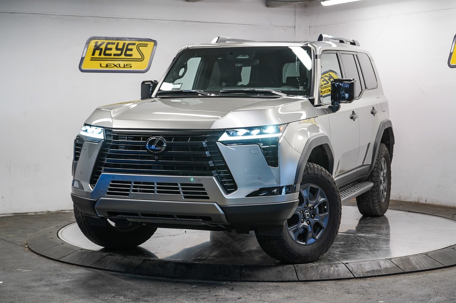 Thumbnail: 2025 Lexus GX - 1