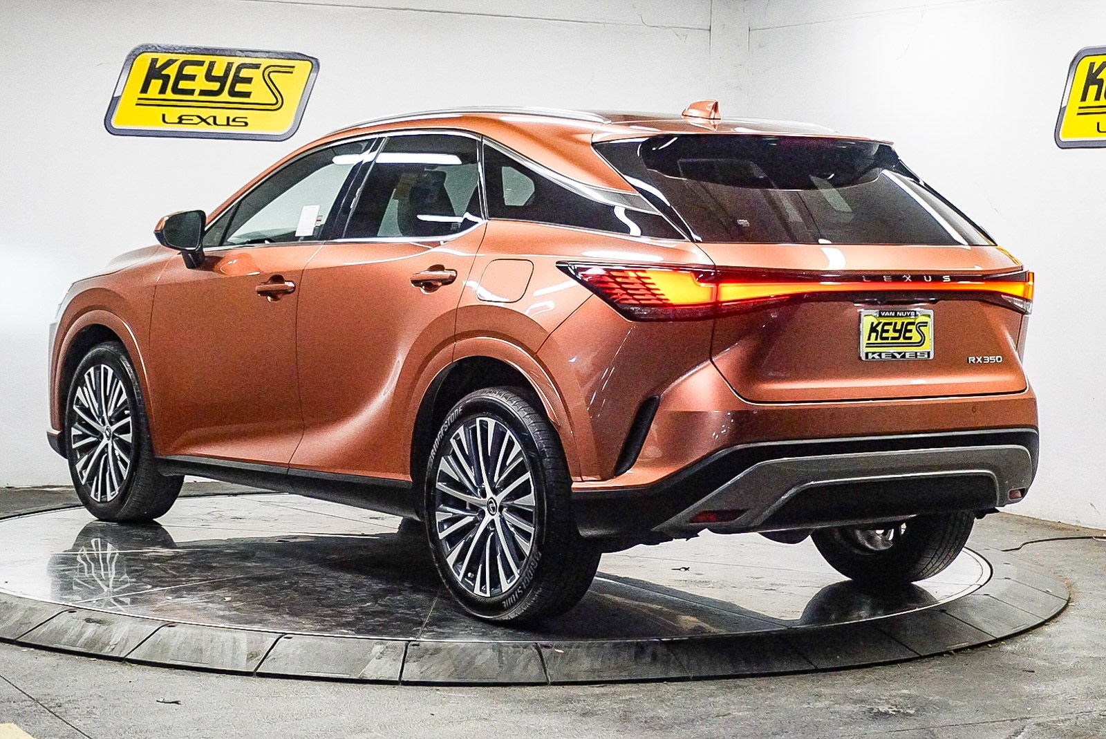 Thumbnail: 2023 Lexus RX - 2
