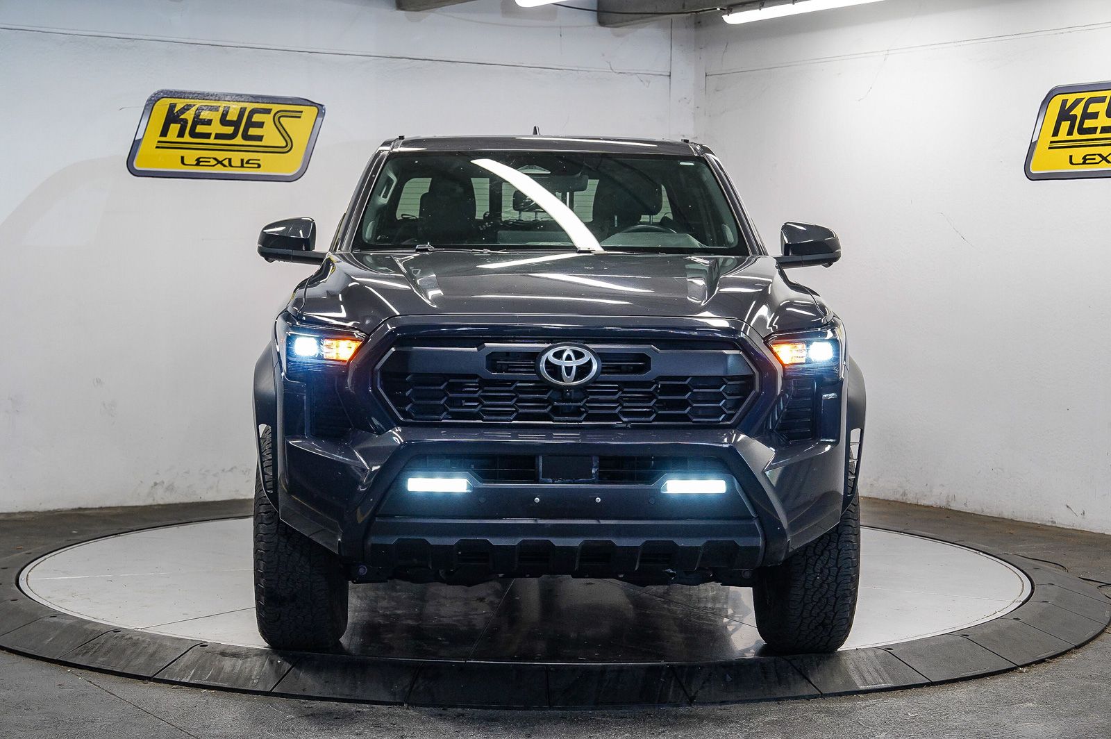 Thumbnail: 2024 Toyota Tacoma - 5