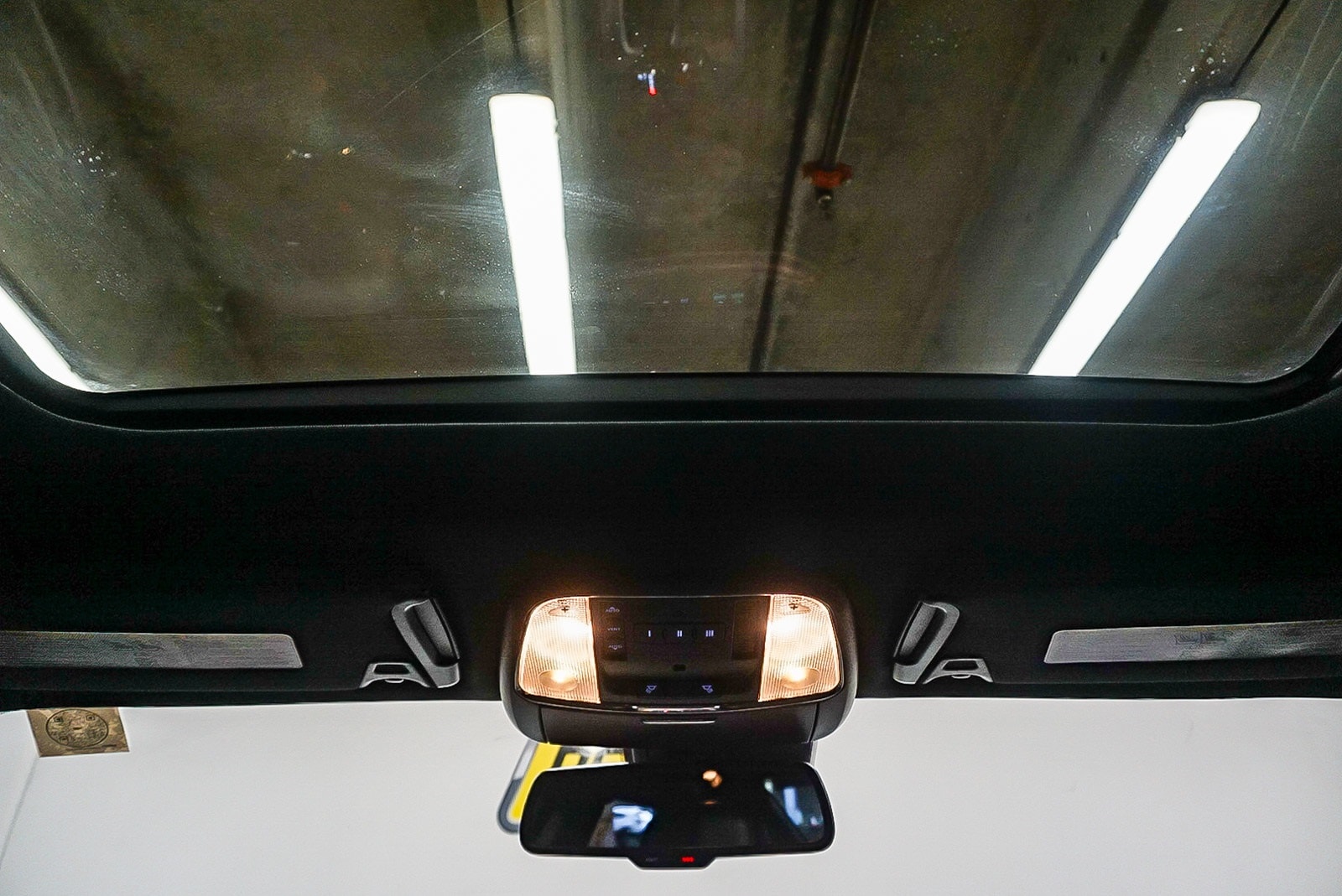 Thumbnail: 2023 Dodge Charger - 13