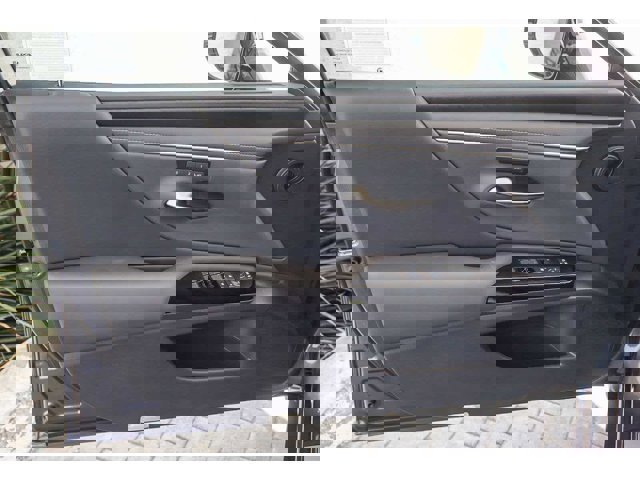 Thumbnail: 2025 Lexus ES - 22