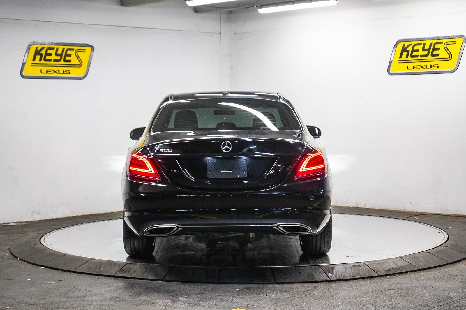 Thumbnail: 2019 Mercedes-Benz C-Class - 3