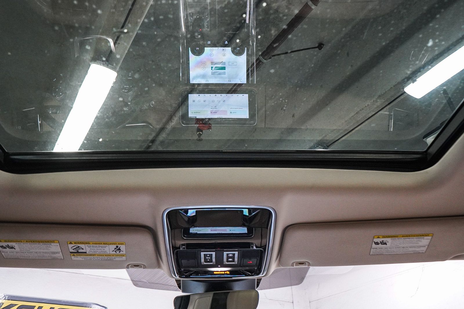 Thumbnail: 2018 Land Rover Range Rover Sport - 16