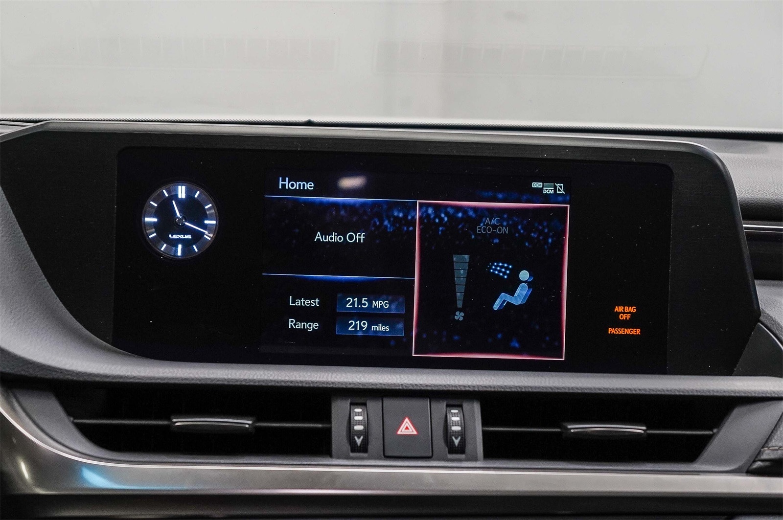 Thumbnail: 2021 Lexus ES - 14
