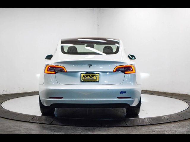 2018 Tesla Model 3 Long Range 3