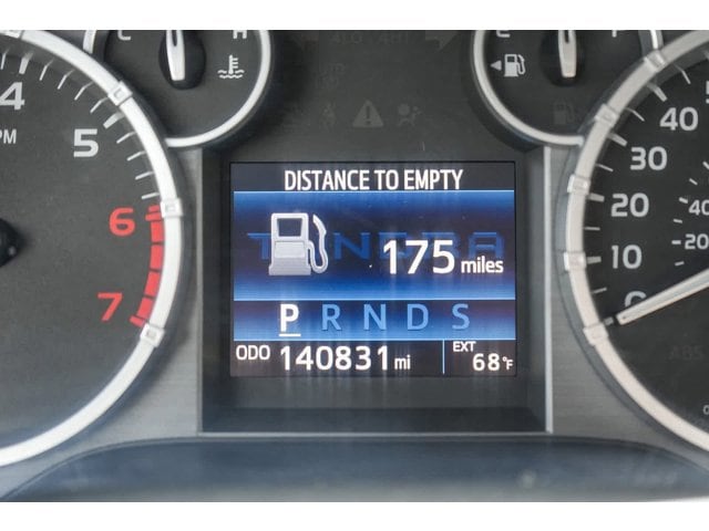 2017 Toyota Tundra SR5 28