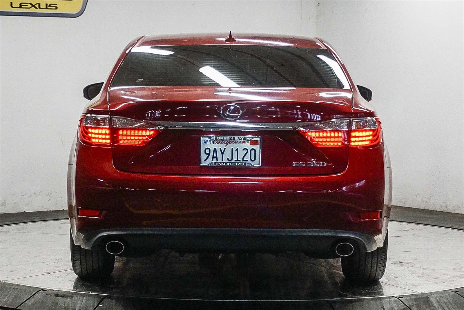 Thumbnail: 2014 Lexus ES - 3