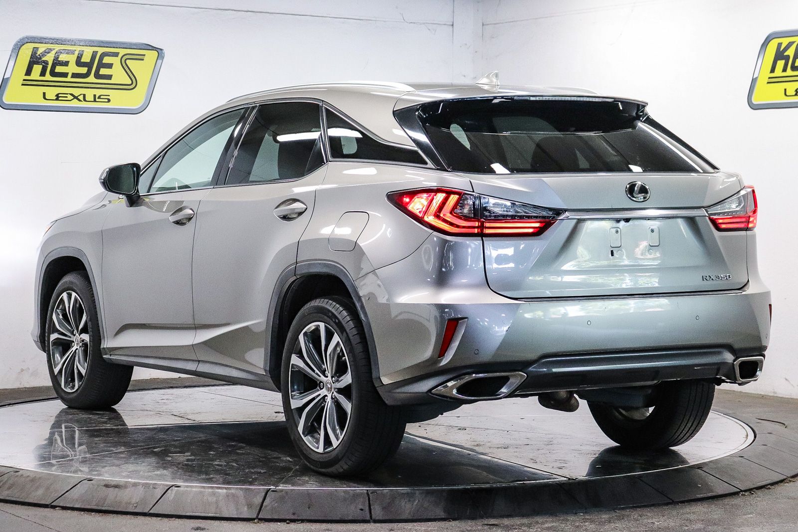 Thumbnail: 2017 Lexus RX - 2
