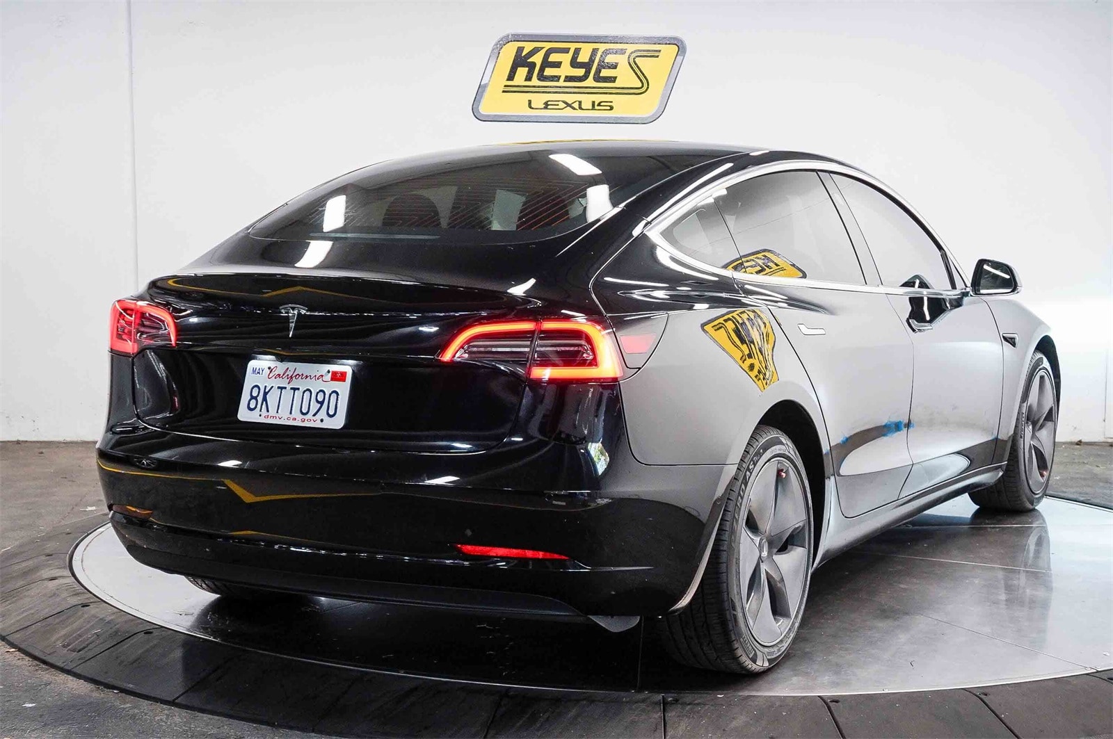 Thumbnail: 2019 Tesla Model 3 - 4