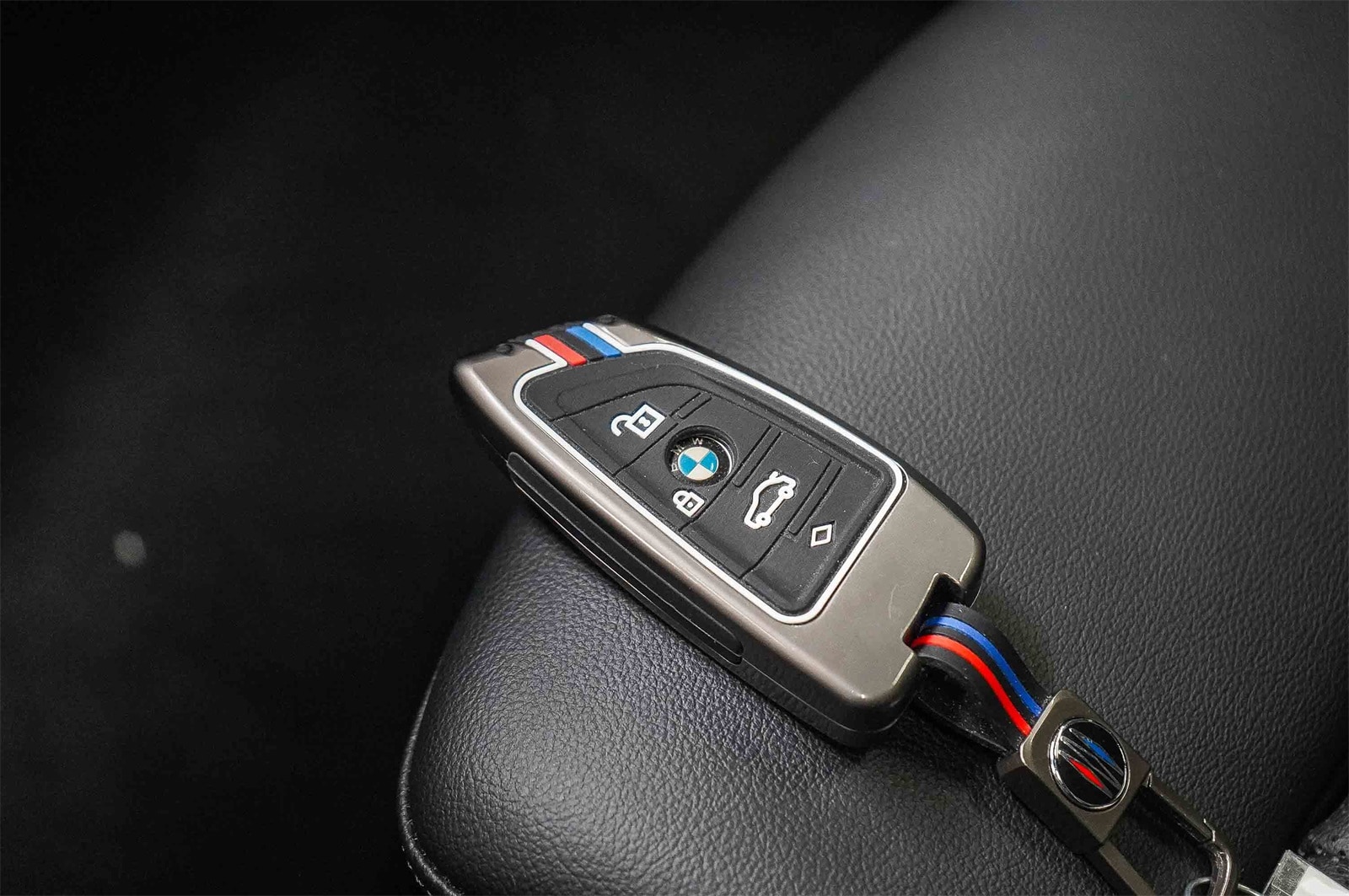 Thumbnail: 2023 BMW 3 Series - 26