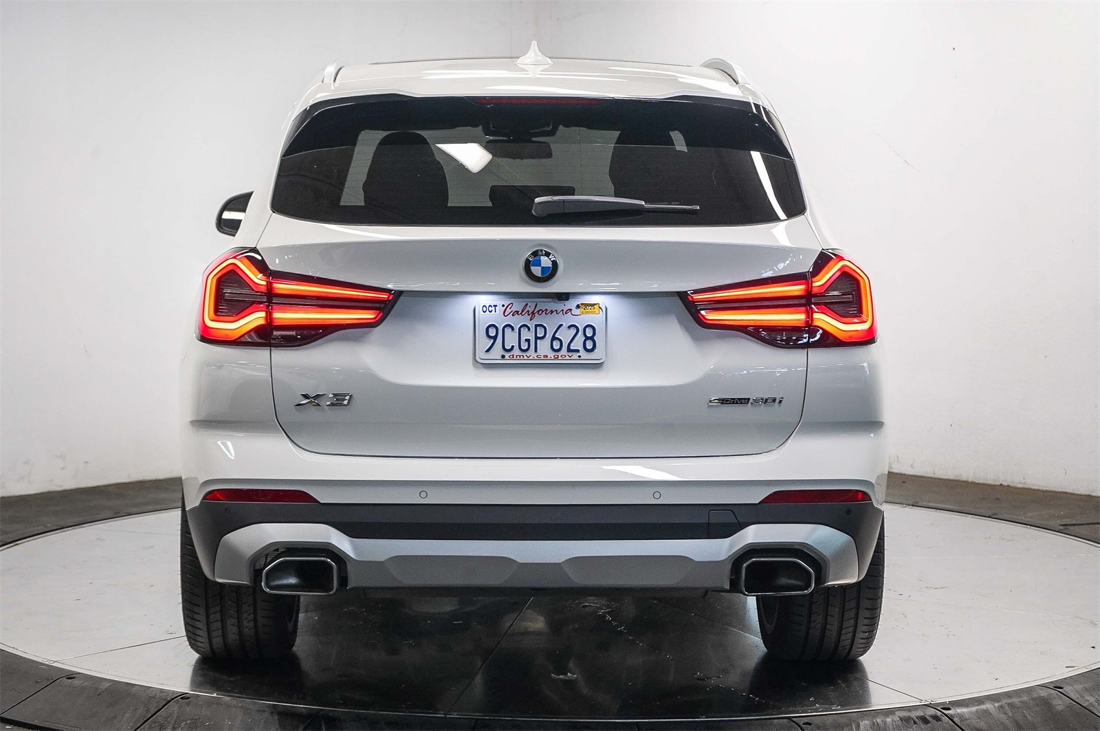 Thumbnail: 2023 BMW X3 - 3