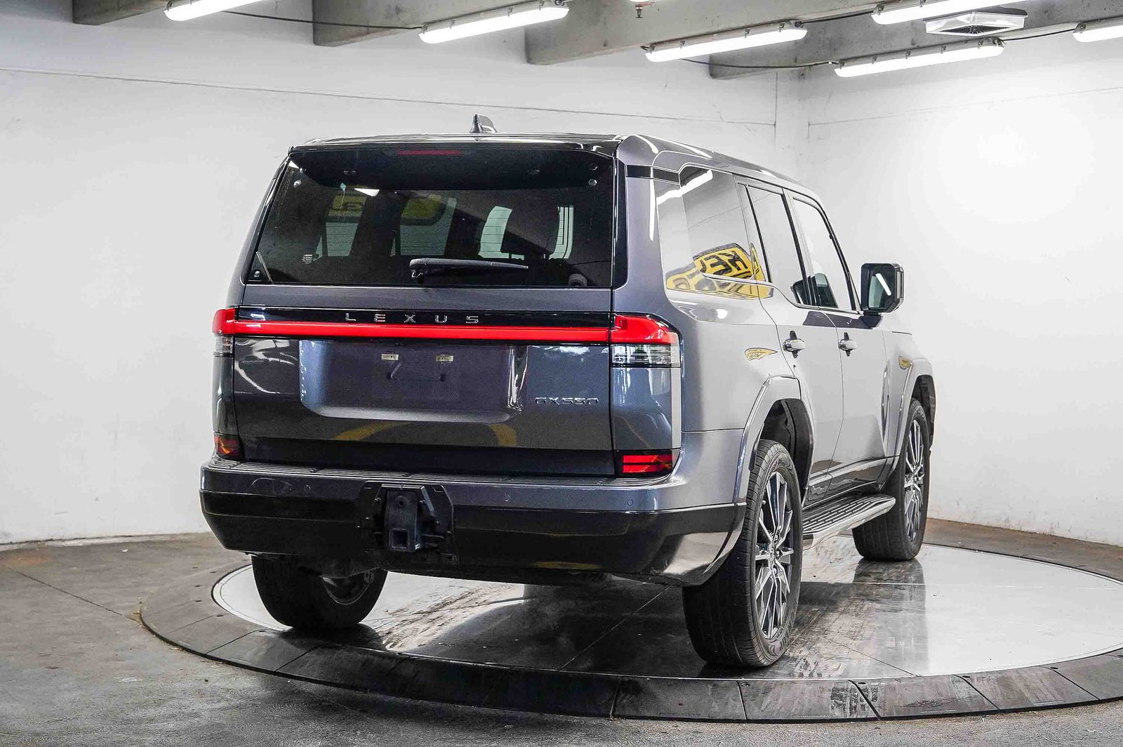 Thumbnail: 2024 Lexus GX - 4