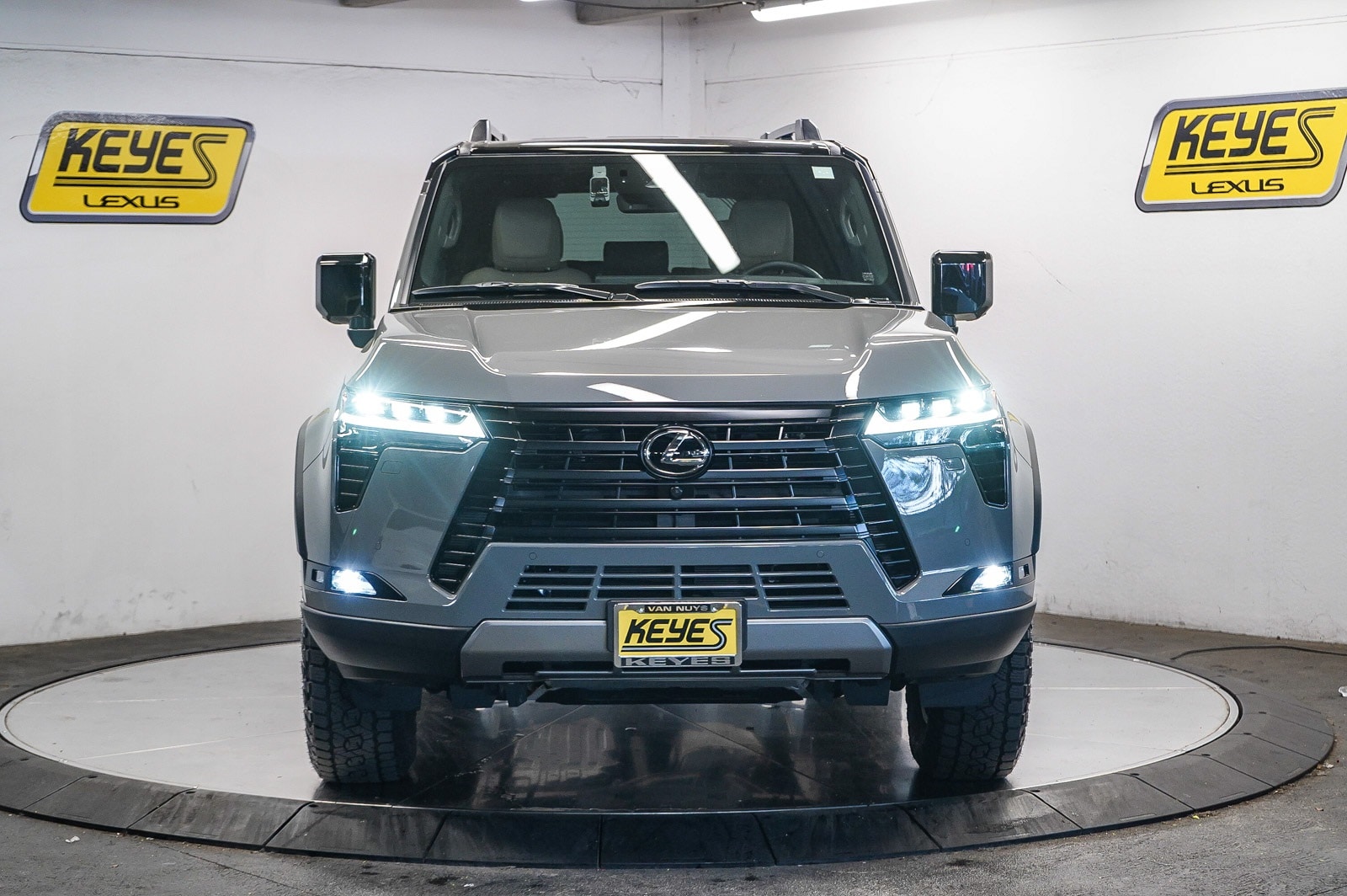 Thumbnail: 2025 Lexus GX - 6