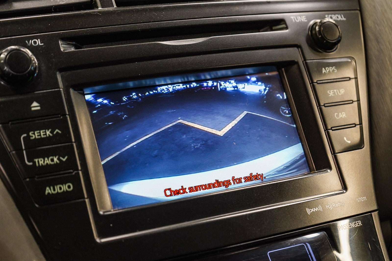 Thumbnail: 2013 Toyota Prius v - 25