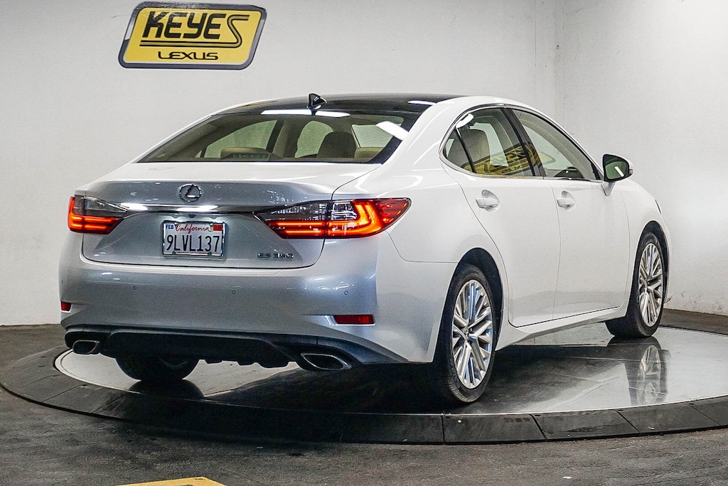 Used 2016 Lexus ES 350  Sedan