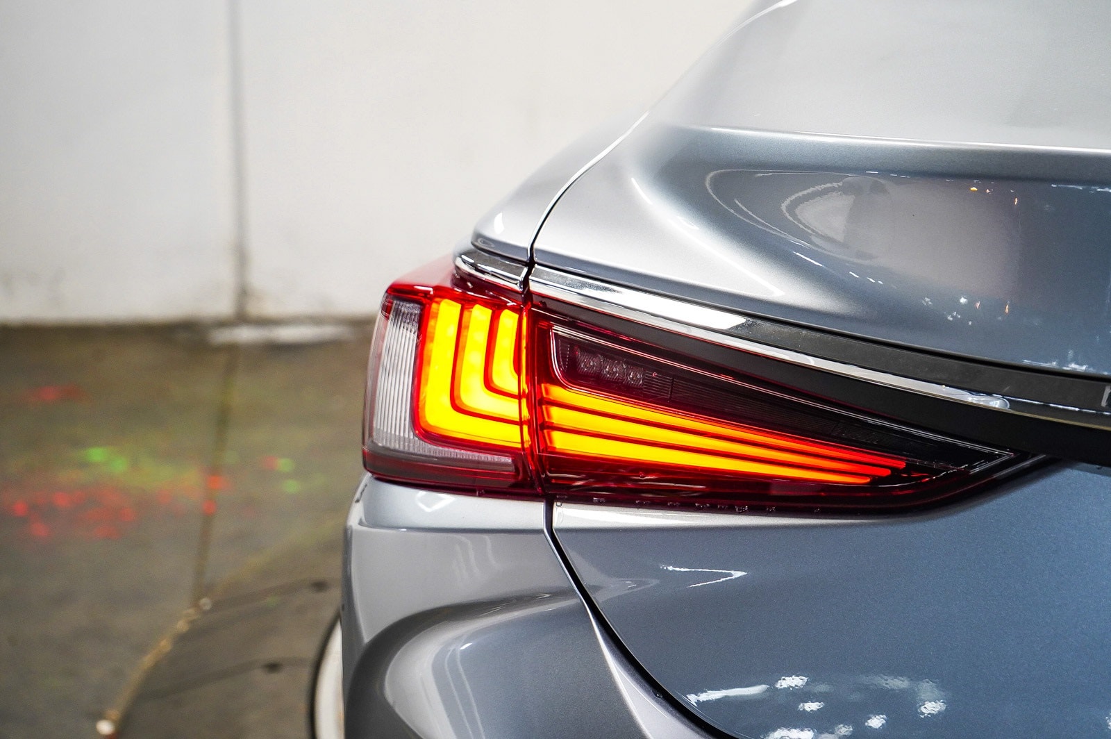 Thumbnail: 2024 Lexus ES - 11