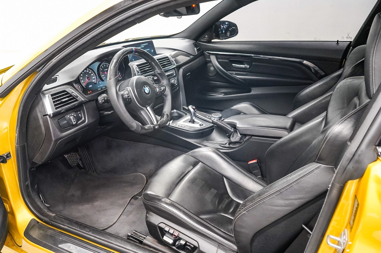 Thumbnail: 2016 BMW M4 - 17