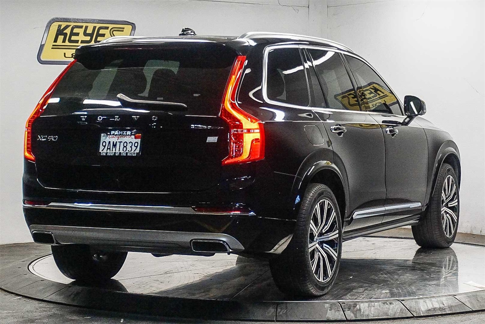 Thumbnail: 2021 Volvo XC90 - 4