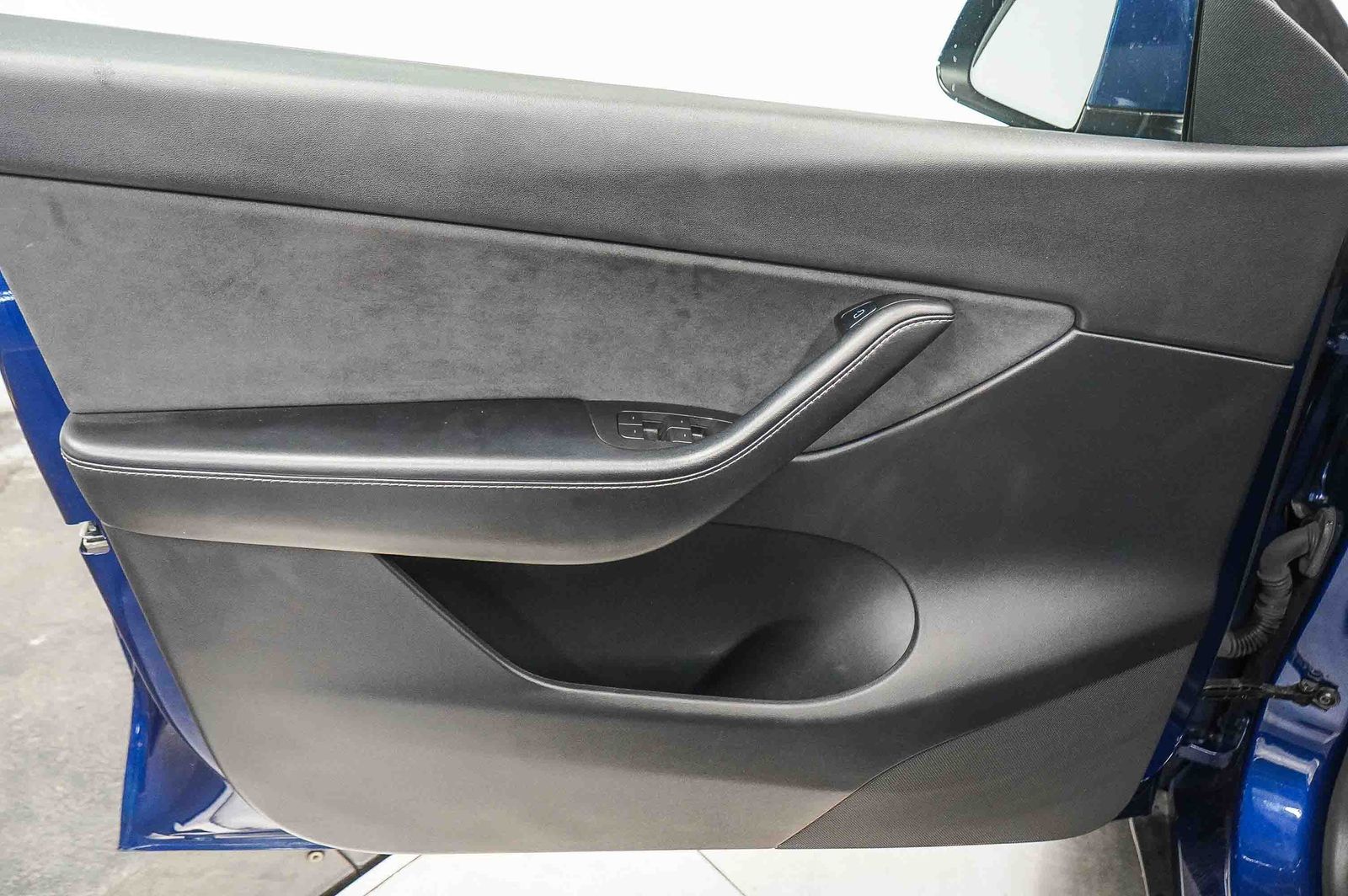 Thumbnail: 2021 Tesla Model Y - 21