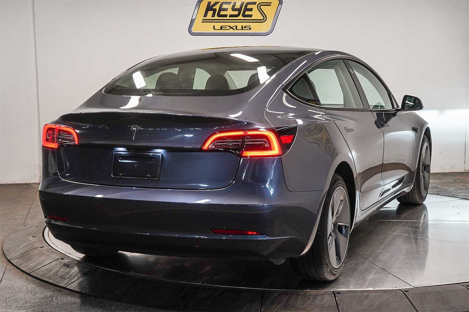 Thumbnail: 2023 Tesla Model 3 - 4